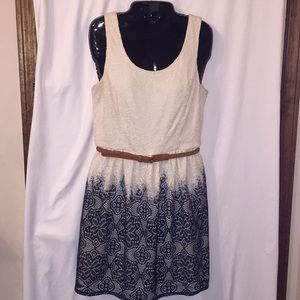 A. Byer Cream and Navy Belted Dress Size 9